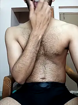 Snapshot of Vignesh3246 chatting on 09-24-25, 06:58 Vignesh3246 online show from 09-24-25, 06:58