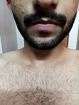 Snapshot of Vignesh3246 chatting on 09-23-25, 04:47 Vignesh3246 online show from 09-23-25, 04:47