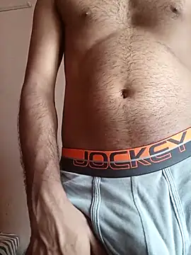 Snapshot of Vignesh3246 chatting on 09-11-25, 10:59 Vignesh3246 online show from 09-11-25, 10:59