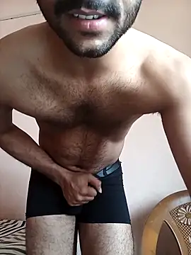 Snapshot of Vignesh3246 chatting on 09-26-25, 06:20 Vignesh3246 online show from 09-26-25, 06:20