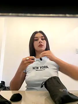 EymiCuper online show from 10-29-25, 02:16