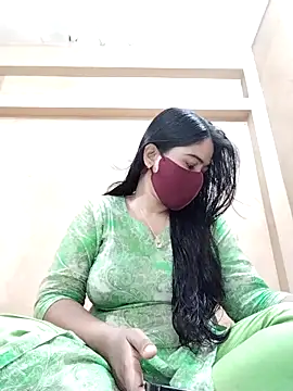 Magical Girl- online show from 09-13-25, 04:23