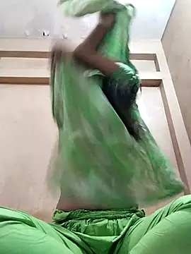 Magical Girl- online show from 09-23-25, 03:24