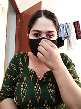 Magical Girl- online show from 01-14-26, 06:28