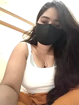 Magical Girl- online show from 10-19-25, 04:48