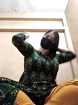 Magical Girl- online show from 09-25-25, 03:34