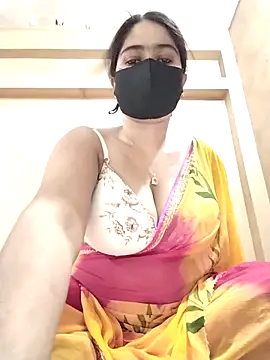 Magical Girl- online show from 10-26-25, 04:24