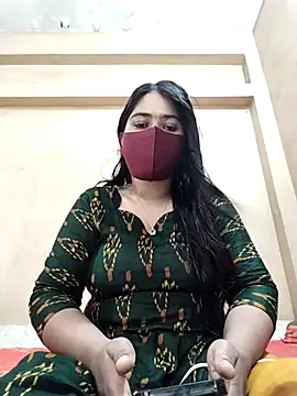 Magical Girl- online show from 09-18-25, 04:59