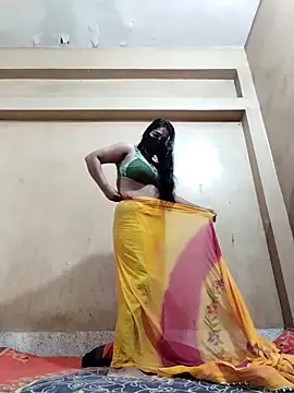 Magical Girl- online show from 10-06-25, 03:40