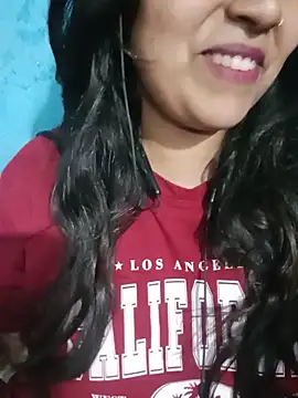Love-Veronica online show from 05-17-26, 06:08