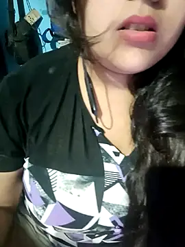 Love-Veronica online show from 05-13-26, 06:26