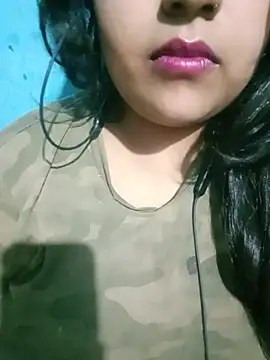 Snapshot of Love-Veronica chatting on 06-24-26, 06:39 Love-Veronica online show from 06-24-26, 06:39
