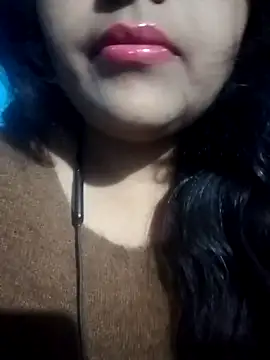 Snapshot of Love-Veronica chatting on 02-09-26, 06:17 Love-Veronica online show from 02-09-26, 06:17