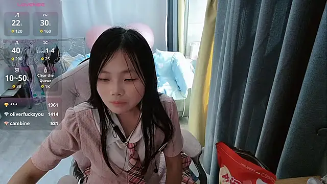 Lena-yyds online show from 10-06-25, 02:02