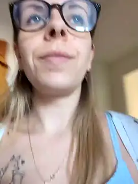 TerrasWildlife online show from 03-18-25, 03:44