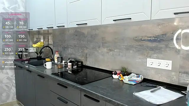 JoanBartram online show from 12-23-24, 08:46