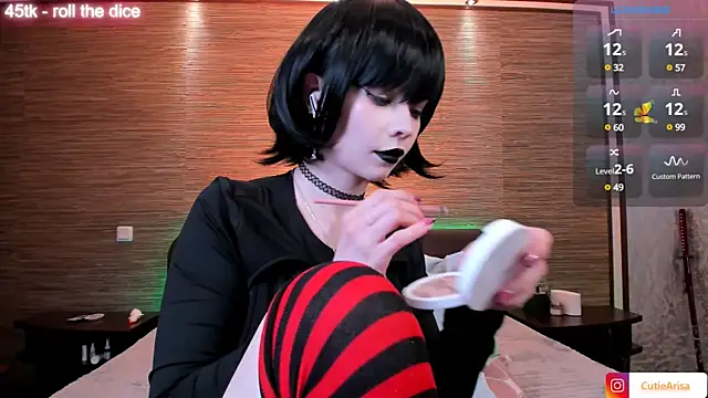 Snapshot of Lust_One_ chatting on 03-20-25, 04:20 Lust One online show from 03-20-25, 04:20