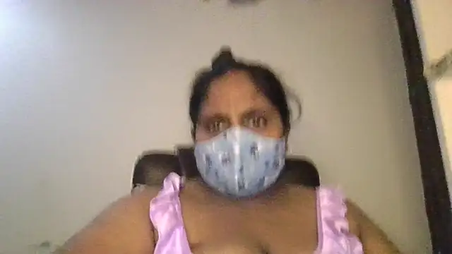 Sexy Radhikaa online show from 07-17-26, 05:43