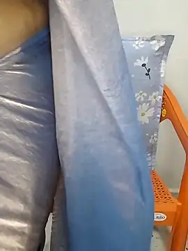 Snapshot of Sexy_Radhikaa chatting on 03-21-26, 01:59 Sexy Radhikaa online show from 03-21-26, 01:59