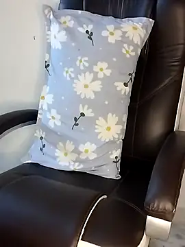 Sexy Radhikaa online show from 05-13-26, 11:56