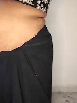 Sexy Radhikaa online show from 05-17-26, 12:38