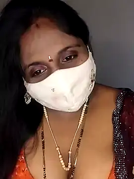 Sexy Radhikaa online show from 03-11-25, 04:30