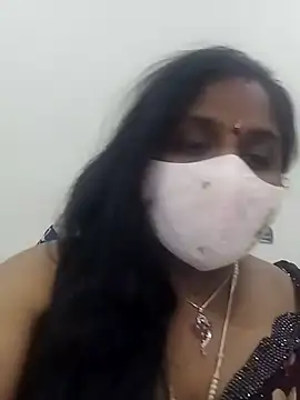 Sexy Radhikaa online show from 03-19-25, 01:18