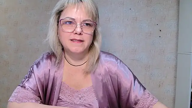 sweetsunset11 online show from 01-12-26, 03:57