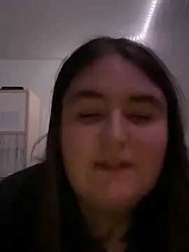 Snapshot of hotiee chatting on 03-10-25, 09:40 hotiee online show from 03-10-25, 09:40