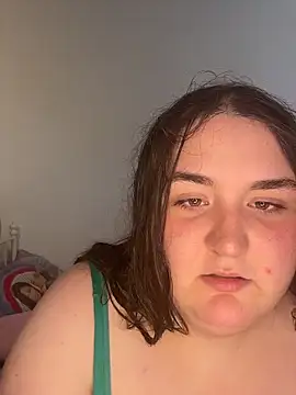 hotiee online show from 05-20-26, 02:36