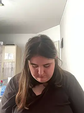 Snapshot of hotiee chatting on 03-10-25, 01:43 hotiee online show from 03-10-25, 01:43