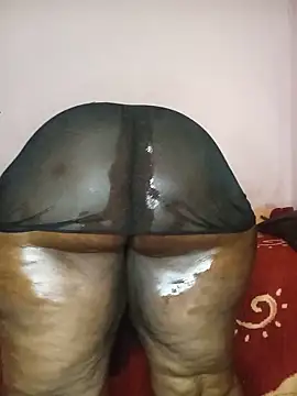 Sweetblackassxxx505 online show from 06-10-26, 10:27