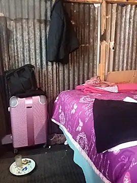 curvyloneah75 online show from 10-06-25, 06:47