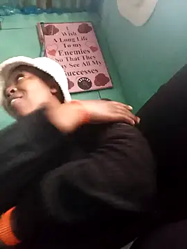 curvyloneah75 online show from 03-19-25, 01:51