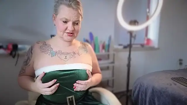 Inked blondi online show from 12-20-25, 01:14