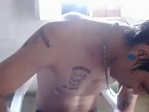 tayler punk noise online show from 01-04-25, 05:47