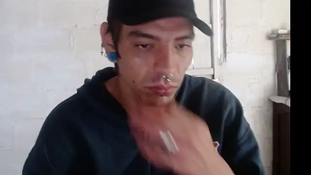 tayler punk noise online show from 01-09-25, 02:40