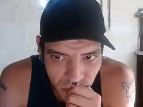 tayler punk noise online show from 01-06-25, 08:50