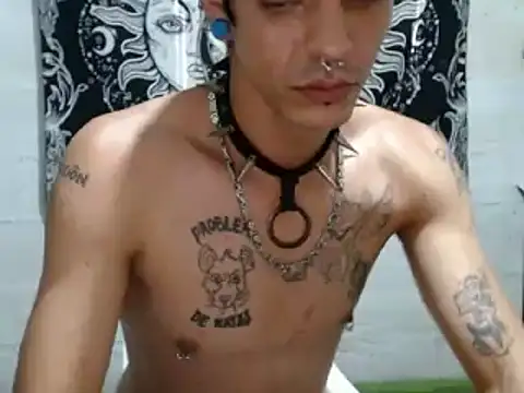 tayler punk noise online show from 12-29-24, 07:22