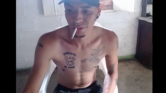 tayler punk noise online show from 01-31-25, 09:26