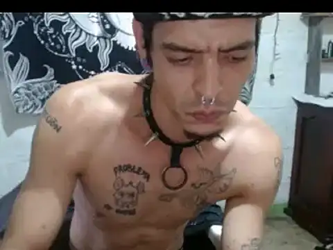 tayler punk noise online show from 12-15-24, 08:04