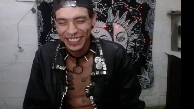 tayler punk noise online show from 01-12-25, 07:53