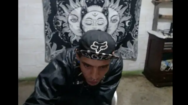 tayler punk noise online show from 01-31-25, 03:30