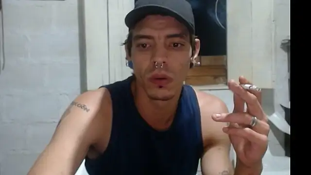 tayler punk noise online show from 01-07-25, 11:24