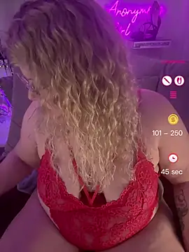 CurvyAnonymousGirl89 online show from 05-26-26, 08:07