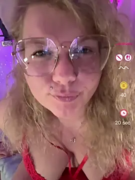 CurvyAnonymousGirl89 online show from 05-02-26, 06:46