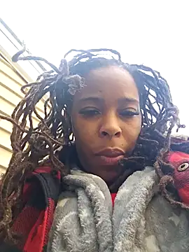 69magiccity2 online show from 12-04-24, 06:33