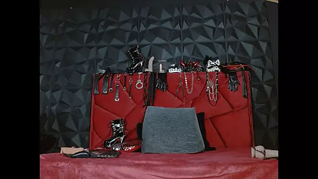 NahomiiPriestt online show from 11-20-25, 03:29