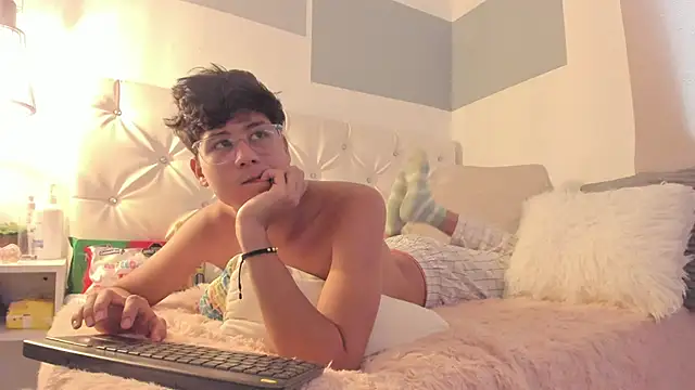 RaidenBoy1 online show from 01-24-25, 07:39