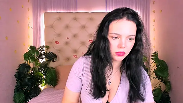 Emma Rolland online show from 12-11-24, 10:25